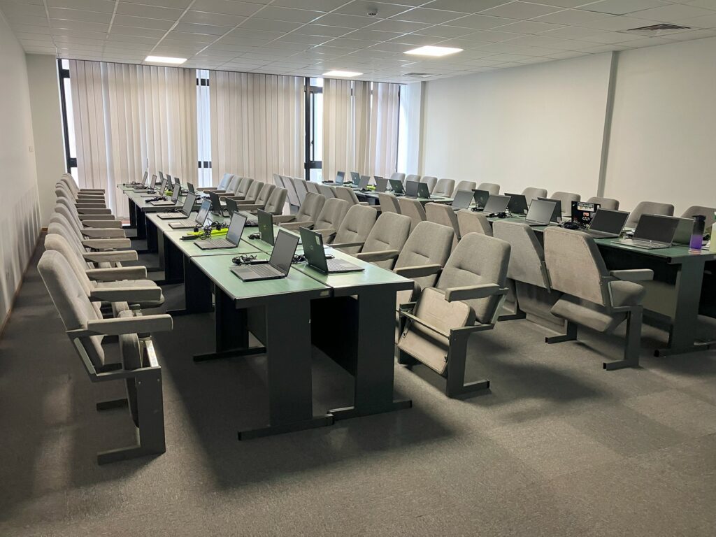 IT Lab has same model 48 laptop pc.