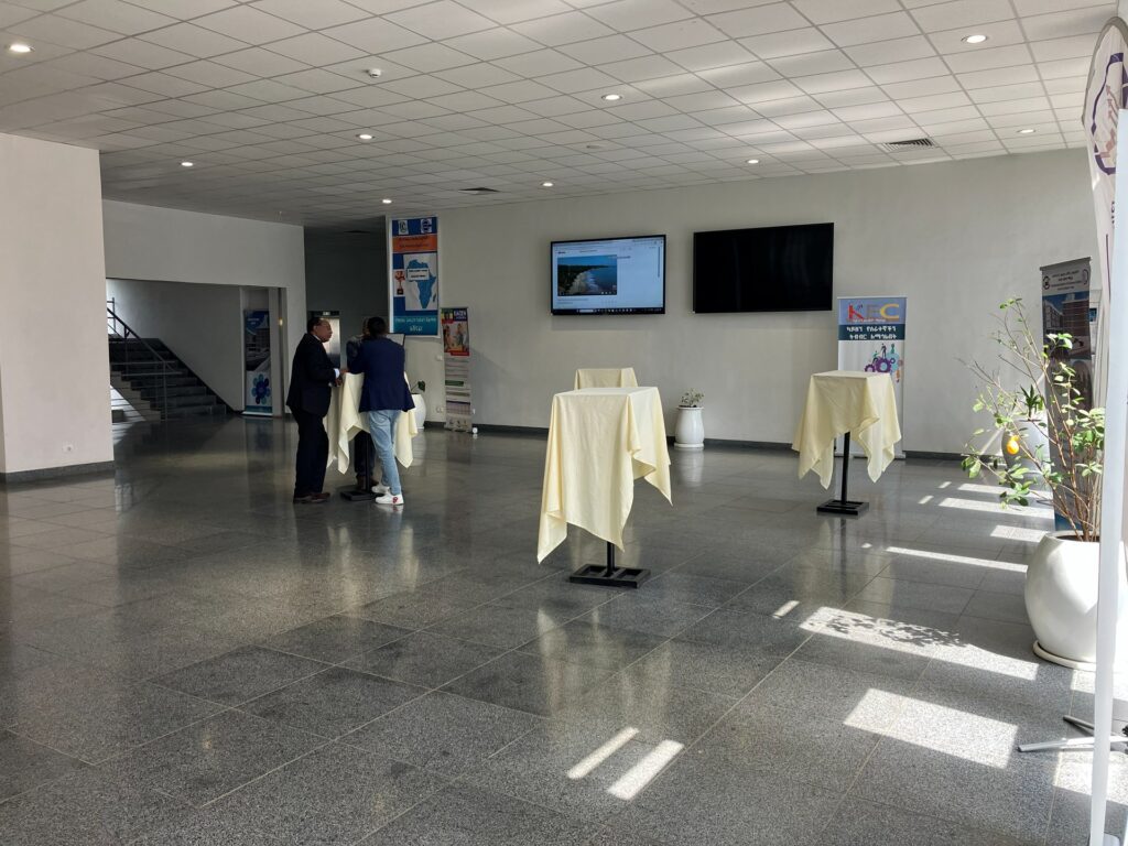 Spacious Robby Hall 14m x 11m